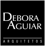 Debora Aguiar